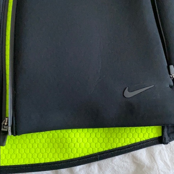 Nike Therma-fit Vest - Picture 4 of 8